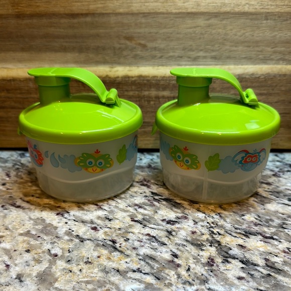 Tupperware Formula/Snack Dispenser Set - Picture 1 of 4